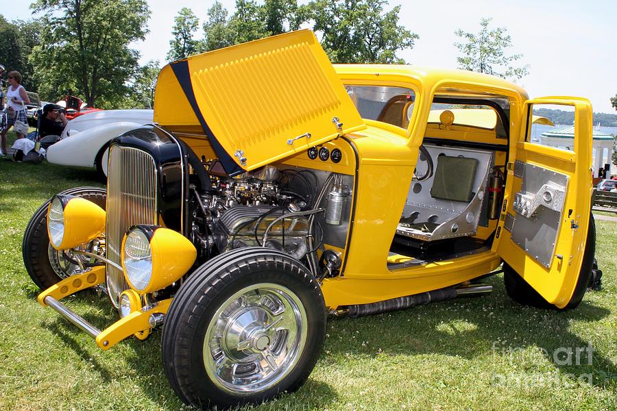 1932 Ford Coupe Roadster Photograph by John Telfer