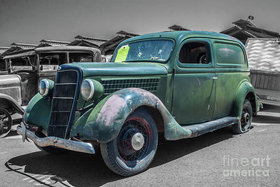 1935 Ford Sedan Delivery Photograph by Tony Baca
