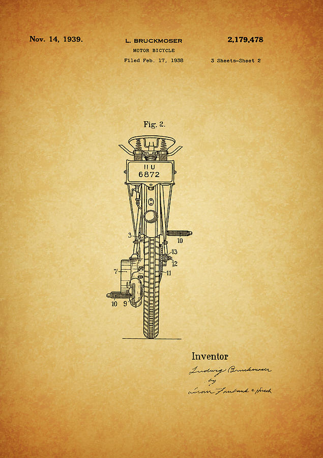 Motorcycle Drawing - 1939 Motorcycle Patent by Dan Sproul