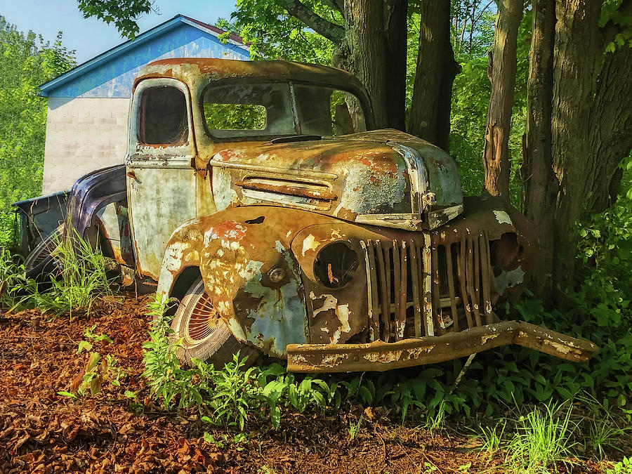 Broken Bent and Battered '46 Ford - 1946fordtruck072721 Photograph by ...