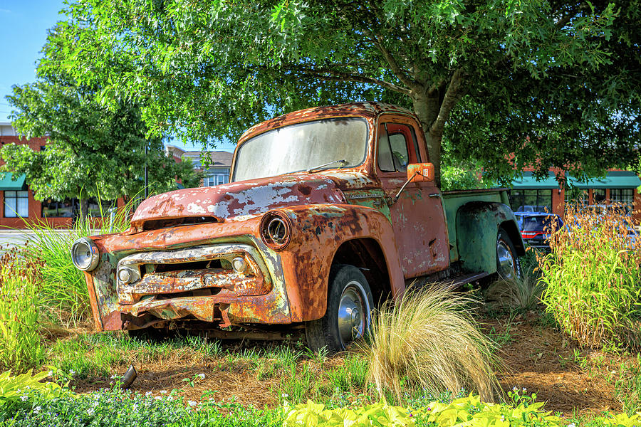 1950s International S100 Pickup Truck in Fayetteville GA Photograph by Peter Ciro