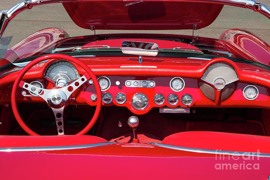 [Immagine: 1957-chevy-corvette-dashboard-kevin-mccarthy.jpg]