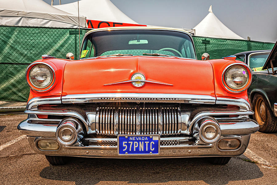 1957 Pontiac Super Chief Hardtop Sedan Photograph by Gestalt Imagery ...