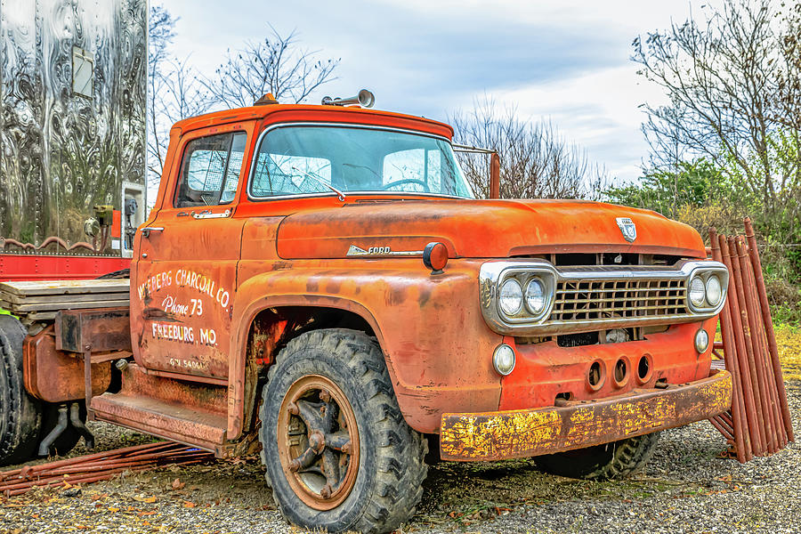 1960 Ford T-850 in Sheffield, IL Photograph by Peter Ciro