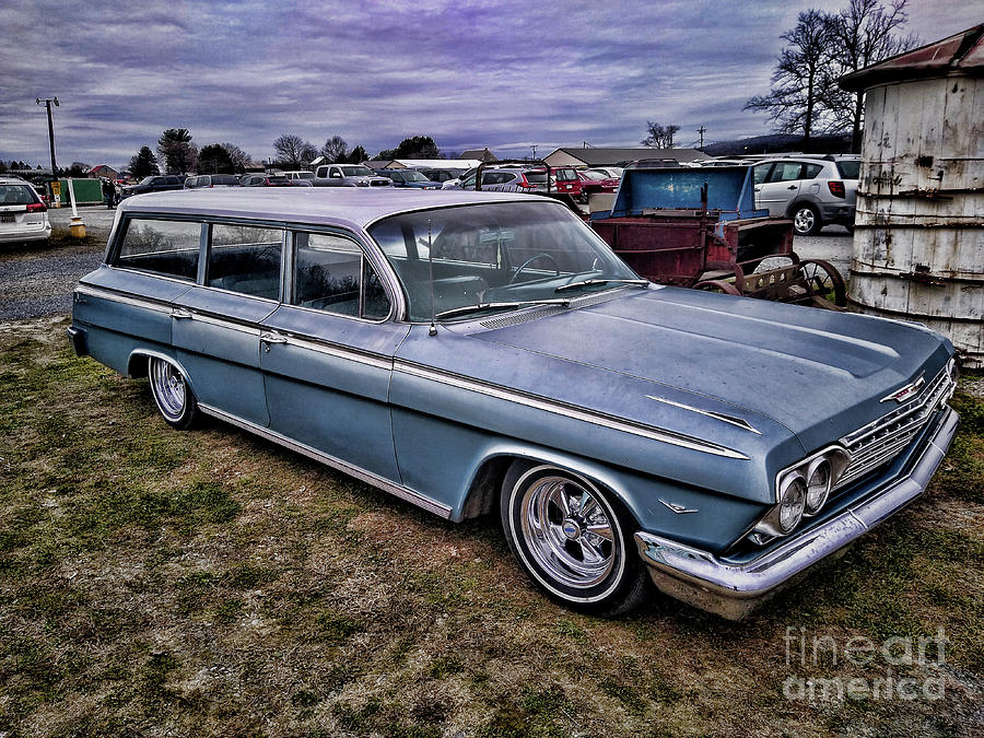 Download 1962 Chevy Impala Station Wagon front side view Photograph ...