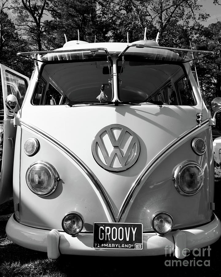 Vintage Photograph - 1971 Split Window Volkswagen Groovy Van black and white by Paul Ward