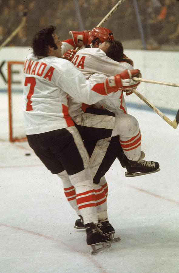 1972 Summit Series - Game 8:  Canada v Soviet Union Photograph by Melchior DiGiacomo