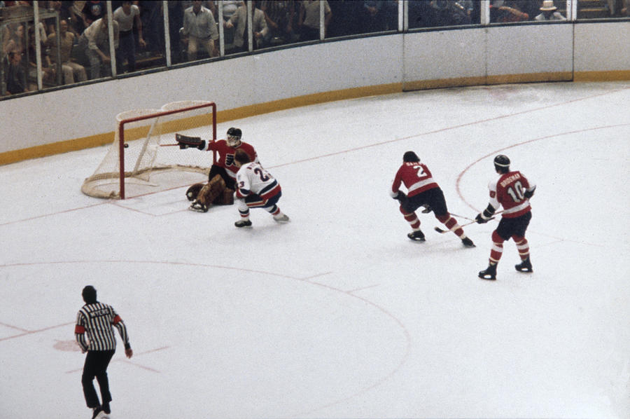 1980 Stanley Cup Finals - Game 6:  Philadelphia Flyers v New York Islanders Photograph by B Bennett