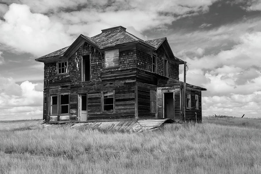 Abandoned Farmhouse, Mankota, Saskatchewan Photograph by Rick Pisio ...