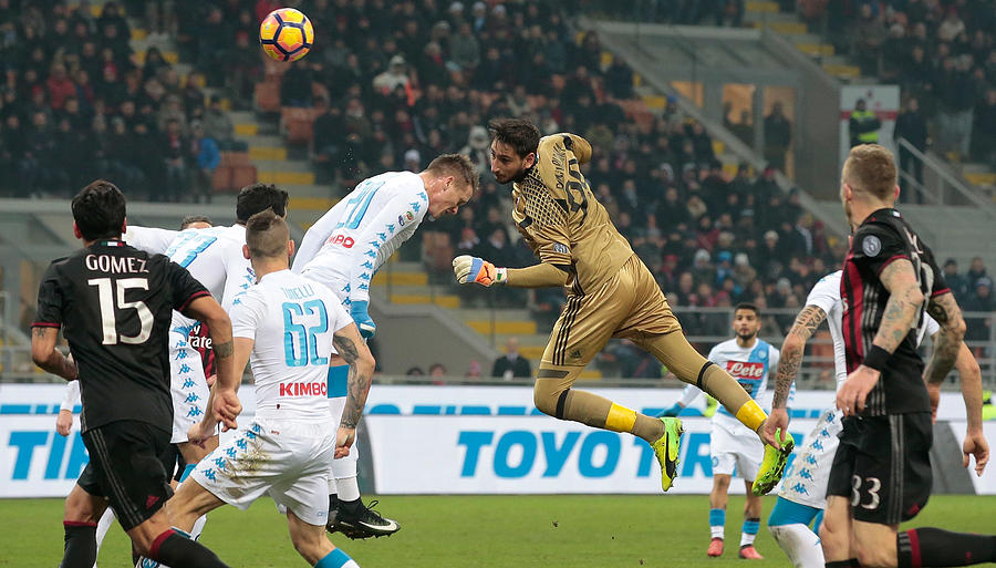 AC Milan v SSC Napoli - Serie A #2 Photograph by Getty Images