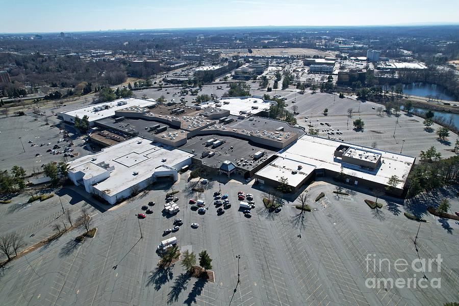 Aerial view of Lakeforest Mall Photograph by Ben Schumin - Fine Art America