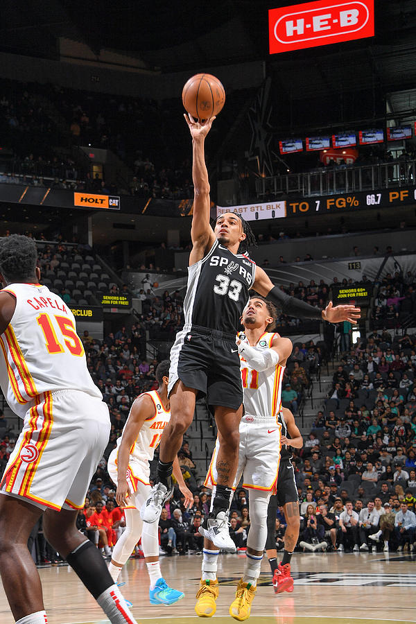 Atlanta Hawks v San Antonio Spurs #2 Photograph by Michael Gonzales Atlanta Hawks v San Antonio Spurs #2 Photograph by Michael Gonzales