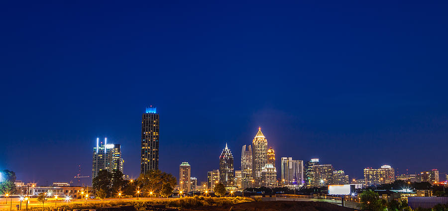 Atlanta skyline #2 Photograph by Marilyn Nieves