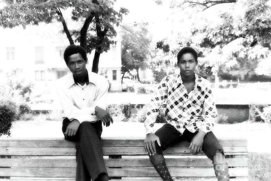 Portrait Photograph - 2 Bros. On A Bench In Malcolm X Park by Walter Neal