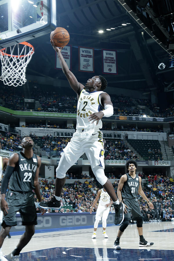 Darren Collison Photograph by Ron Hoskins Darren Collison Photograph by Ron Hoskins