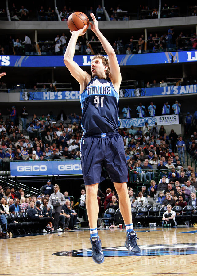 Dirk Nowitzki Photograph by Danny Bollinger Dirk Nowitzki Photograph by Danny Bollinger