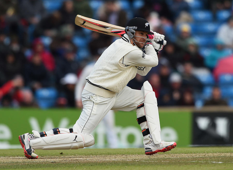England v New Zealand: 2nd Investec Test - Day Three #2 Photograph by Laurence Griffiths