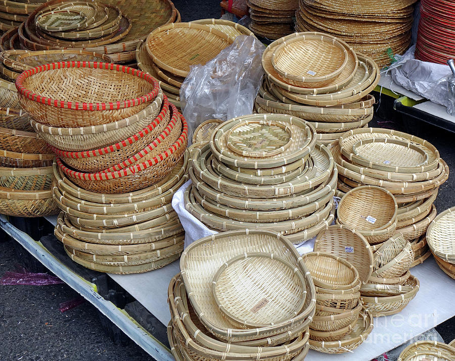 Handmade Baskets and Trays by Yali Shi Handmade Baskets and Trays by Yali Shi