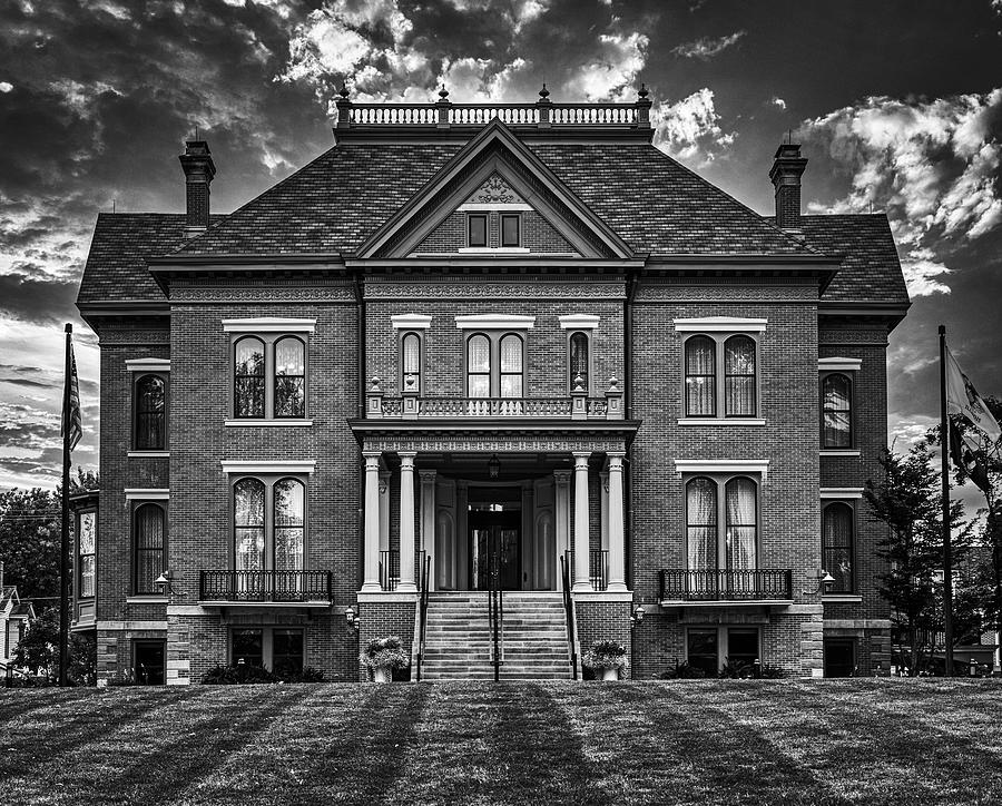 Illinois Governor's Mansion Photograph by Mountain Dreams - Fine Art ...