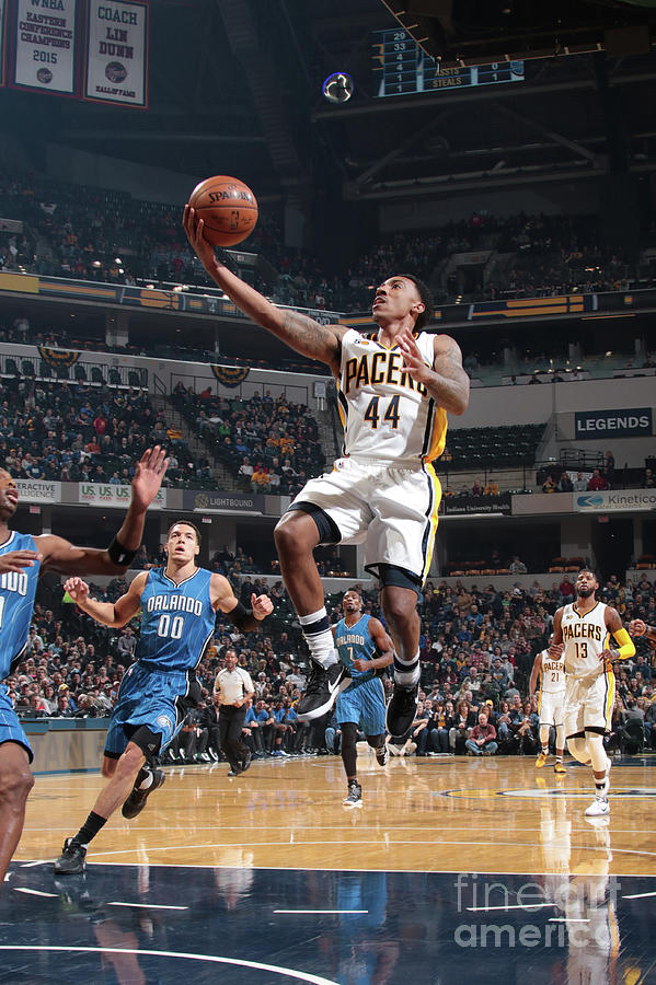 Jeff Teague Photograph by Ron Hoskins