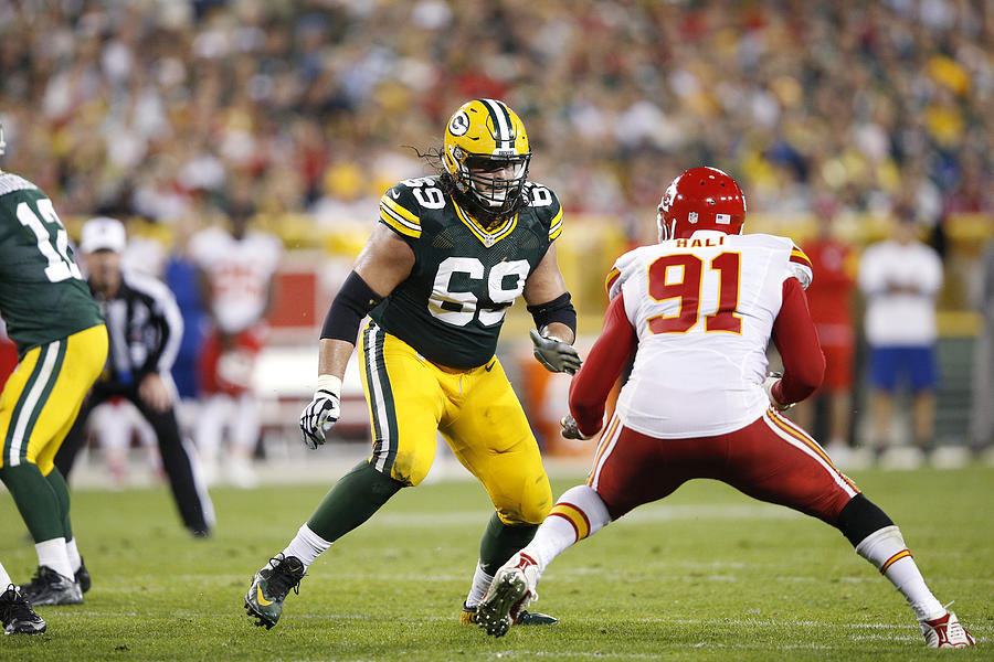 Kansas City Chiefs v Green Bay Packers Photograph by Joe Robbins Kansas City Chiefs v Green Bay Packers Photograph by Joe Robbins