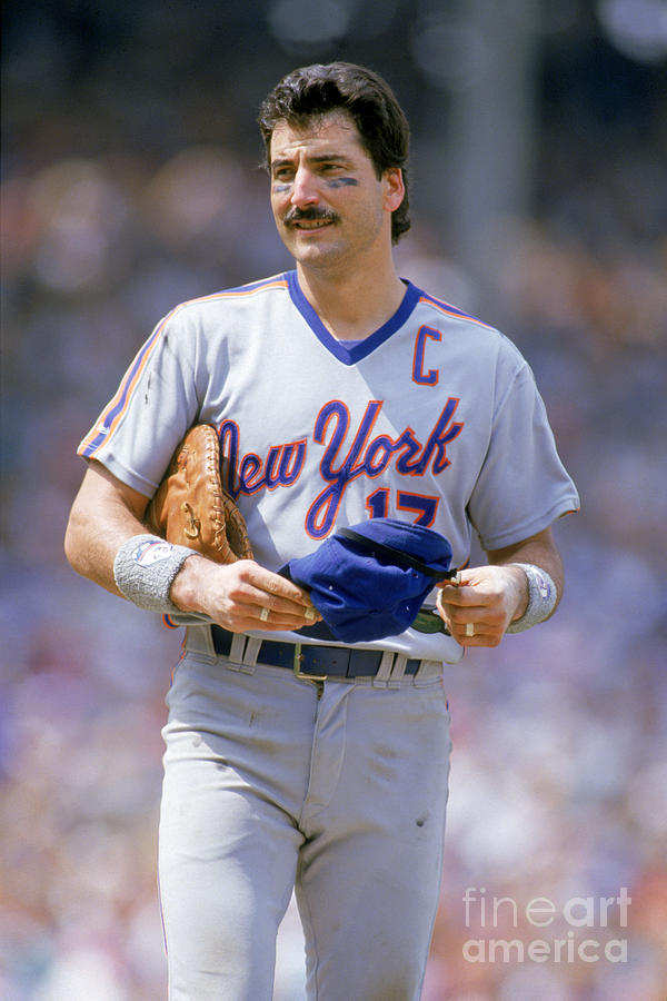 Keith Hernandez Photograph by Ron Vesely