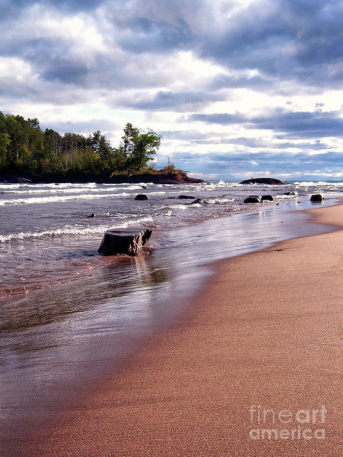 Lake Superior Shoreline Photograph by Phil Perkins