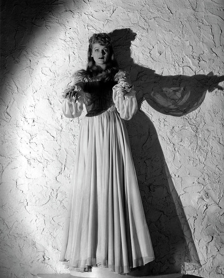 MARTHA ODRISCOLL in HOUSE OF DRACULA -1945-, directed by ERLE C. KENTON. #2 Photograph by Album