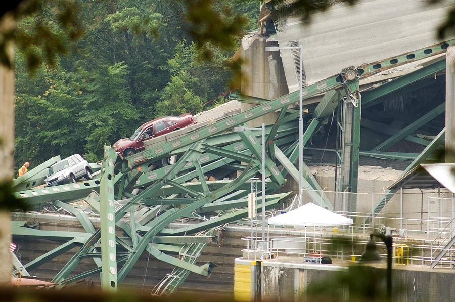 Minneapolis bridge collapse #2 Photograph by LawrenceSawyer