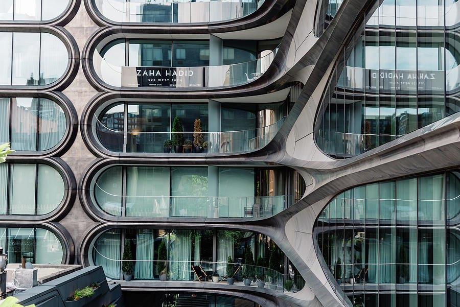 Modern residential building designed by Zaha Hadid in New York ...