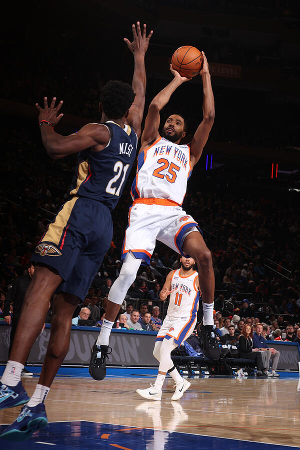 New Orleans Pelicans v New York Knicks #2 Photograph by Nathaniel S. Butler New Orleans Pelicans v New York Knicks #2 Photograph by Nathaniel S. Butler