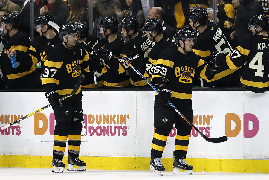 NHL: NOV 19 Jets at Bruins #2 Photograph by Icon Sportswire