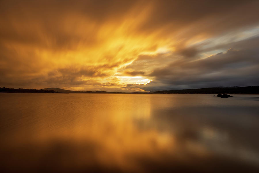 Reservoir in Soria in a spectacular sunrise by Vicen Photography Reservoir in Soria in a spectacular sunrise by Vicen Photography