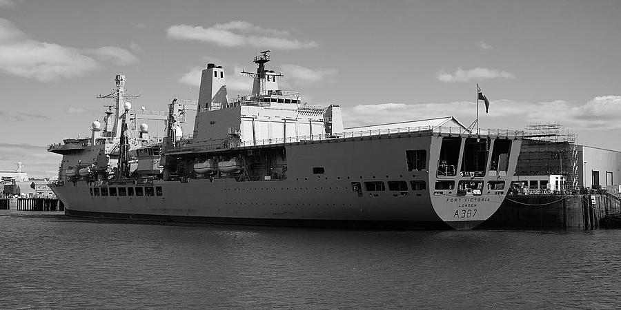 RFA Fort Victoria #2 Photograph by Chris Day