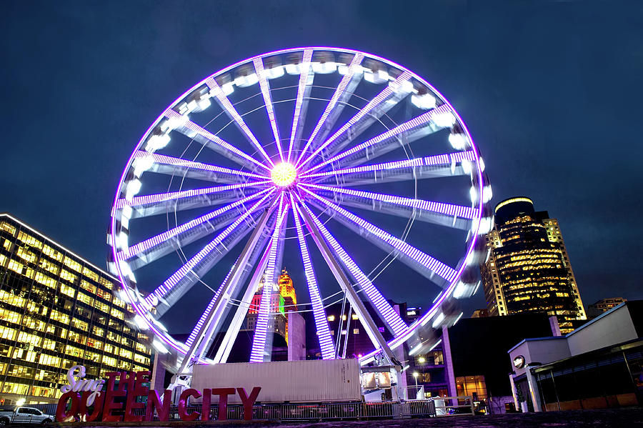 SkyStar Ferris Wheel #1 Photograph by Ed Taylor