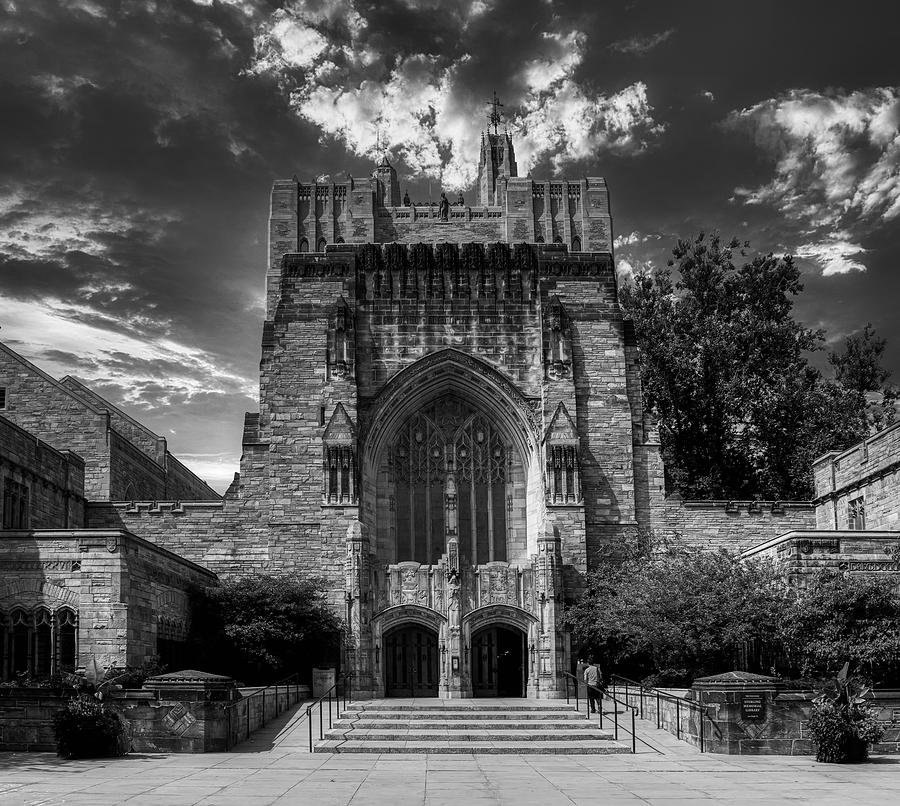 Sterlng Memorial Library At Dusk - Yale University Photograph by ...