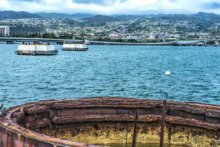 Submerged Gun Turret USS Arizona Memorial Pearl Harbor Honolulu ...