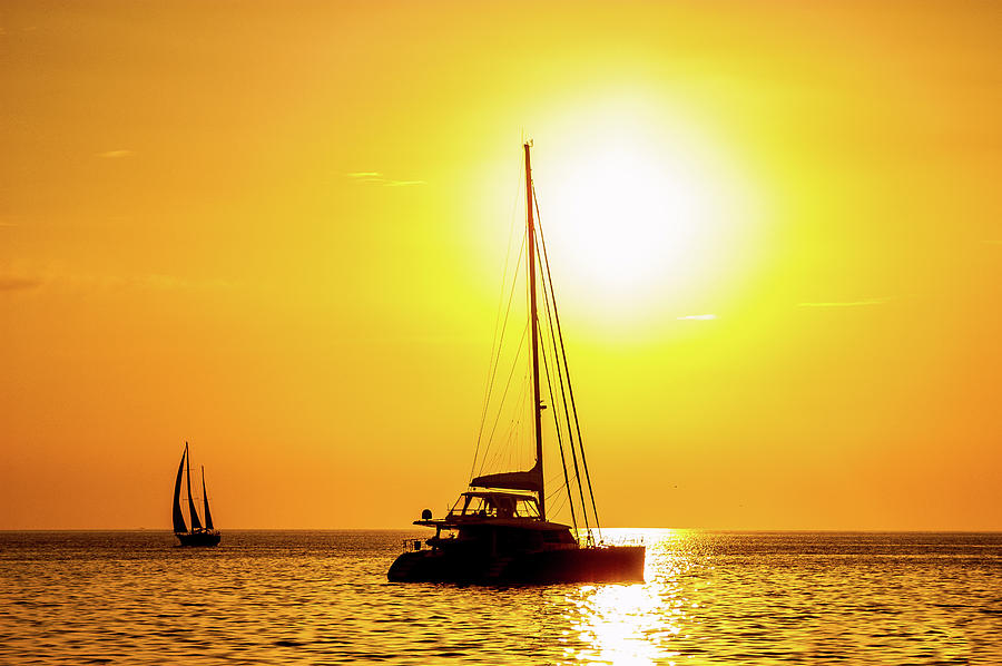 Sunset at Manila Bay Photograph by Arj Munoz