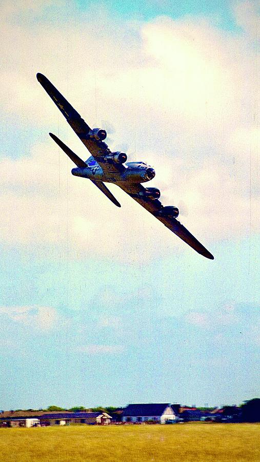 The Boeing B-17 Flying Fortress Photograph by Gordon James