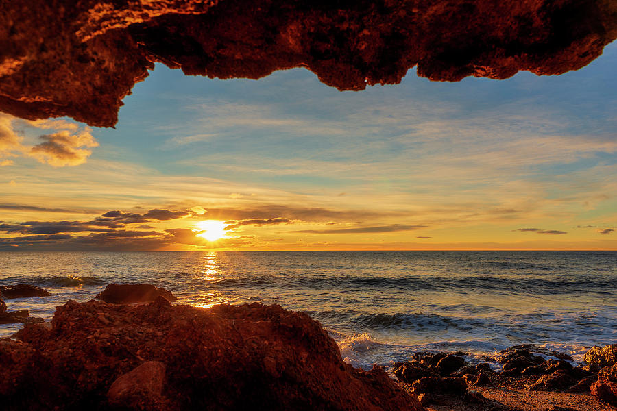 The Oropesa coast of the sea at sunrise by Vicen Photography The Oropesa coast of the sea at sunrise by Vicen Photography