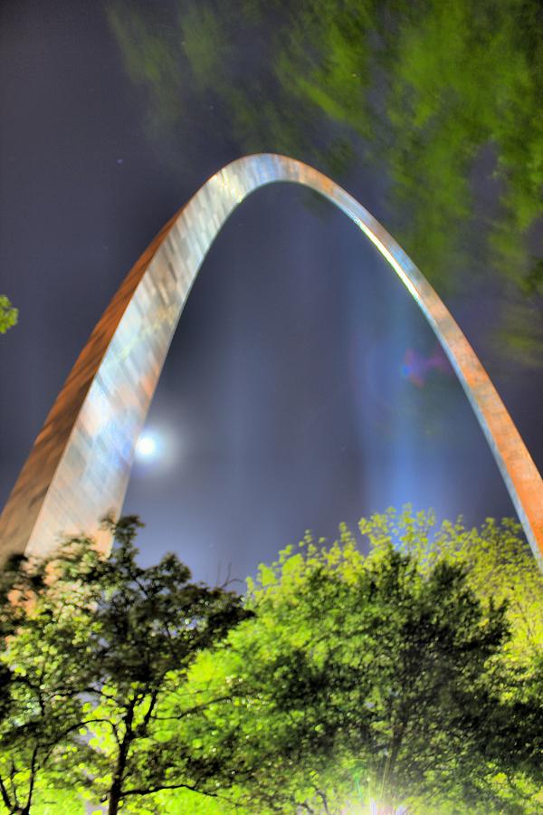 The St. Louis Arch at Night Photograph by Bob Kinnison - Fine Art America