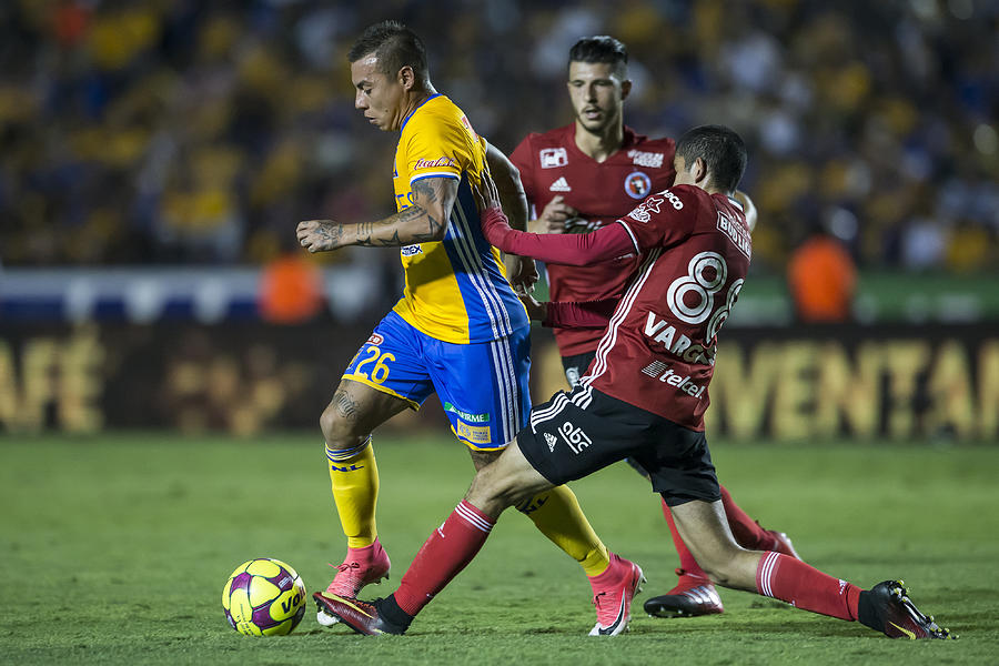 Tigres Uanl V Tijuana - Torneo Clausura 2017 Liga Mx Photograph by Azael Rodriguez Tigres Uanl V Tijuana - Torneo Clausura 2017 Liga Mx Photograph by Azael Rodriguez