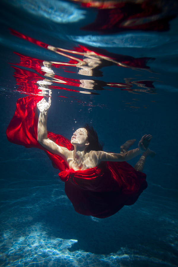 Underwater Maiden #2 Photograph by Proxyminder