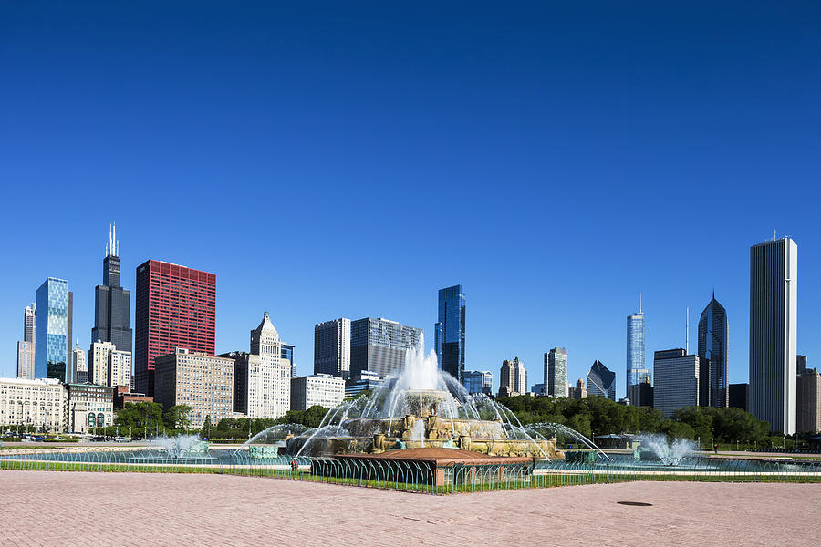 USA, Illinois, Chicago, Millennium Park with Buckingham Fountain #2 Photograph by Westend61