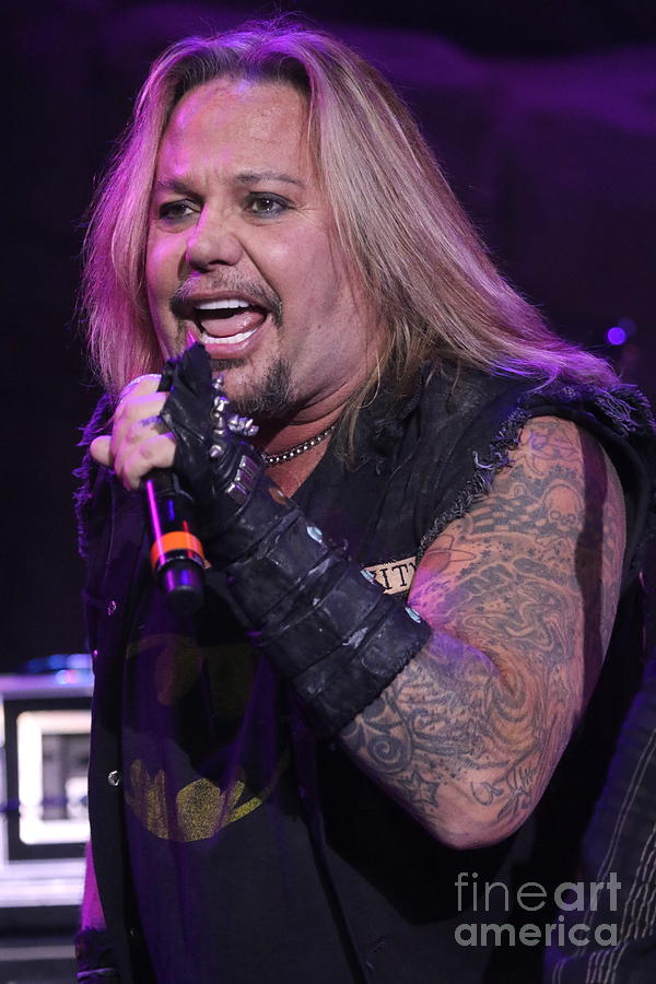 Vince Neil - Vince Neil Band Photograph by Concert Photos - Fine Art ...