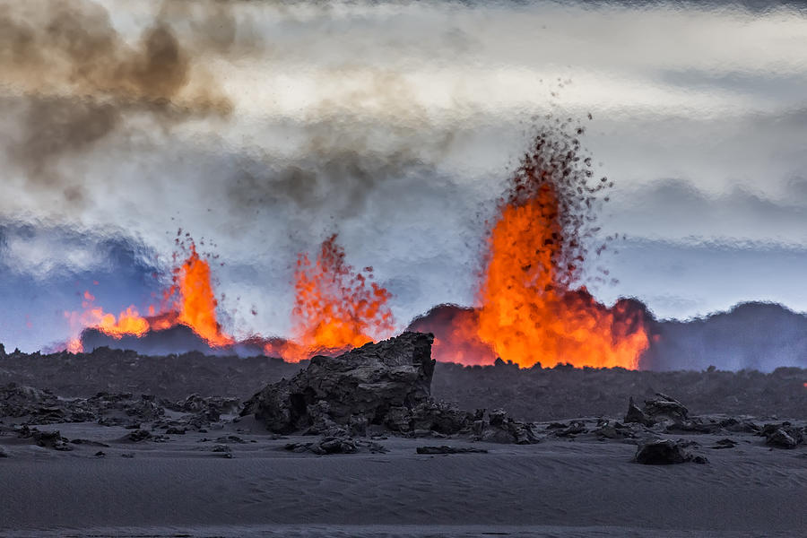 Volcano Eruption, Holuhraun, Bardarbunga, Iceland #2 Photograph by Arctic-Images