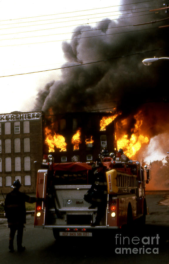 9-02-85 Passaic, NJ Labor Day Fire, Conflagration  #20 Photograph by Steven Spak
