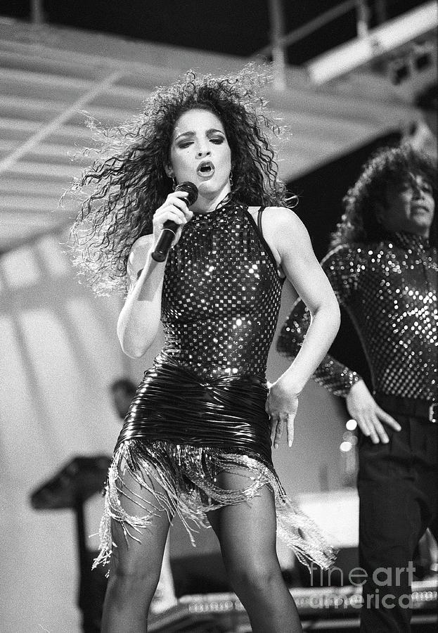 Gloria Estefan And The Miami Sound Machine 20 Photograph By Concert