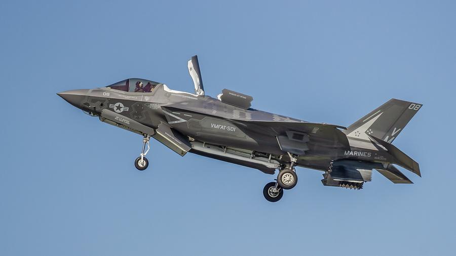 Military Lockheed Martin F-35 Lightning II Jet Fighters Jet Fighter ...