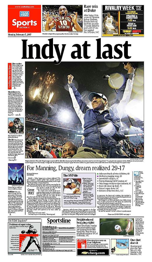 2007 Colts vs. Bears USA TODAY SPORTS SECTION FRONT Digital Art by Gannett
